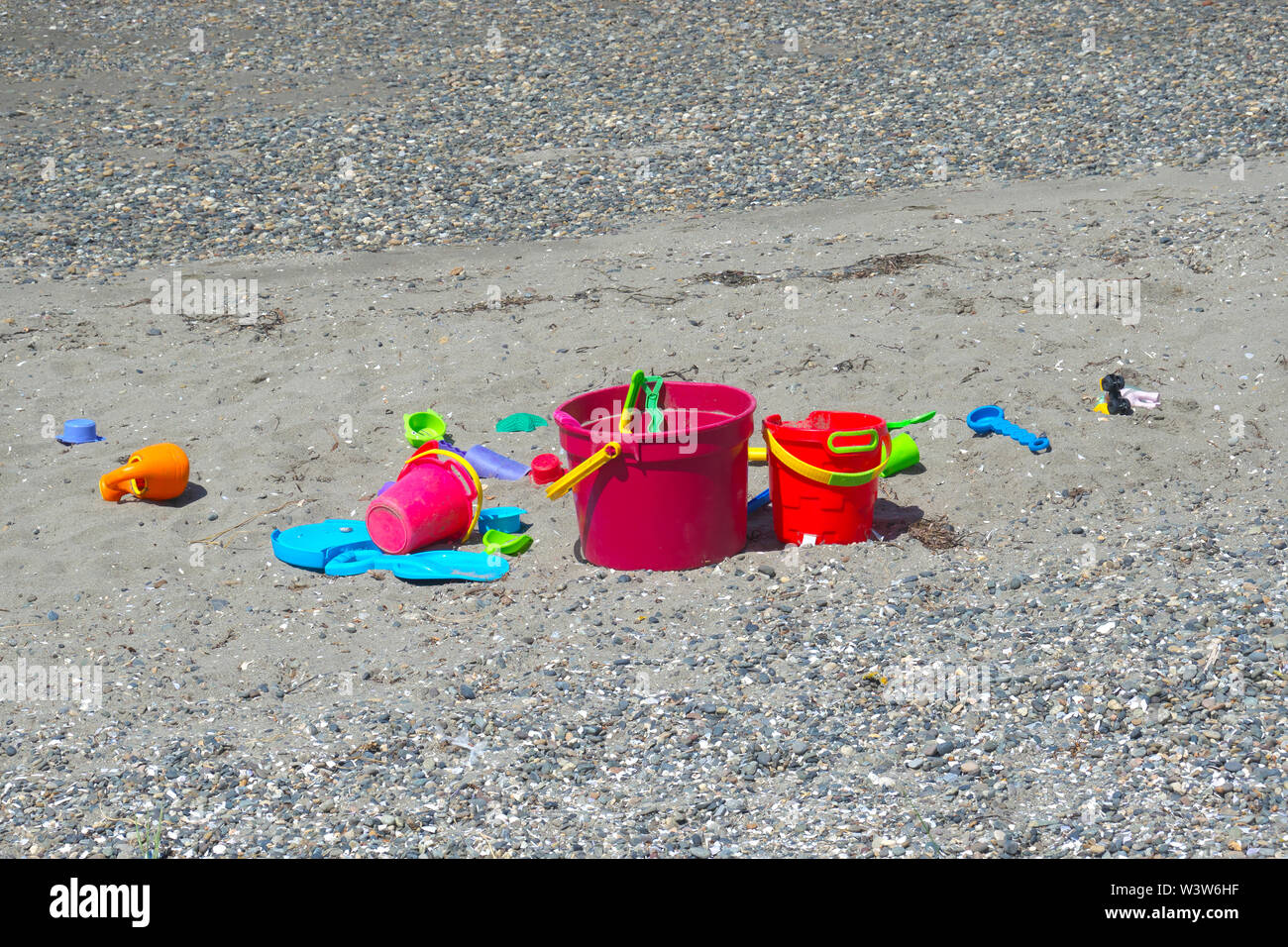 Pails hi-res stock photography and images - Alamy